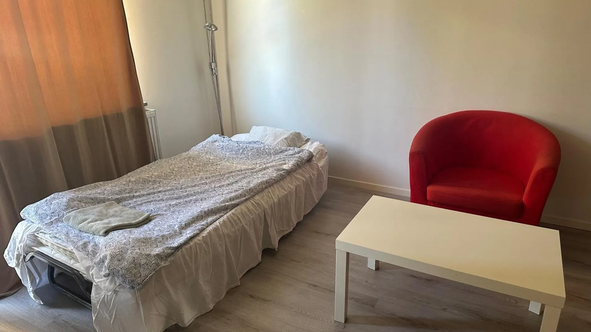 Apartament Studioapartment In Hasselby Sztokholm
