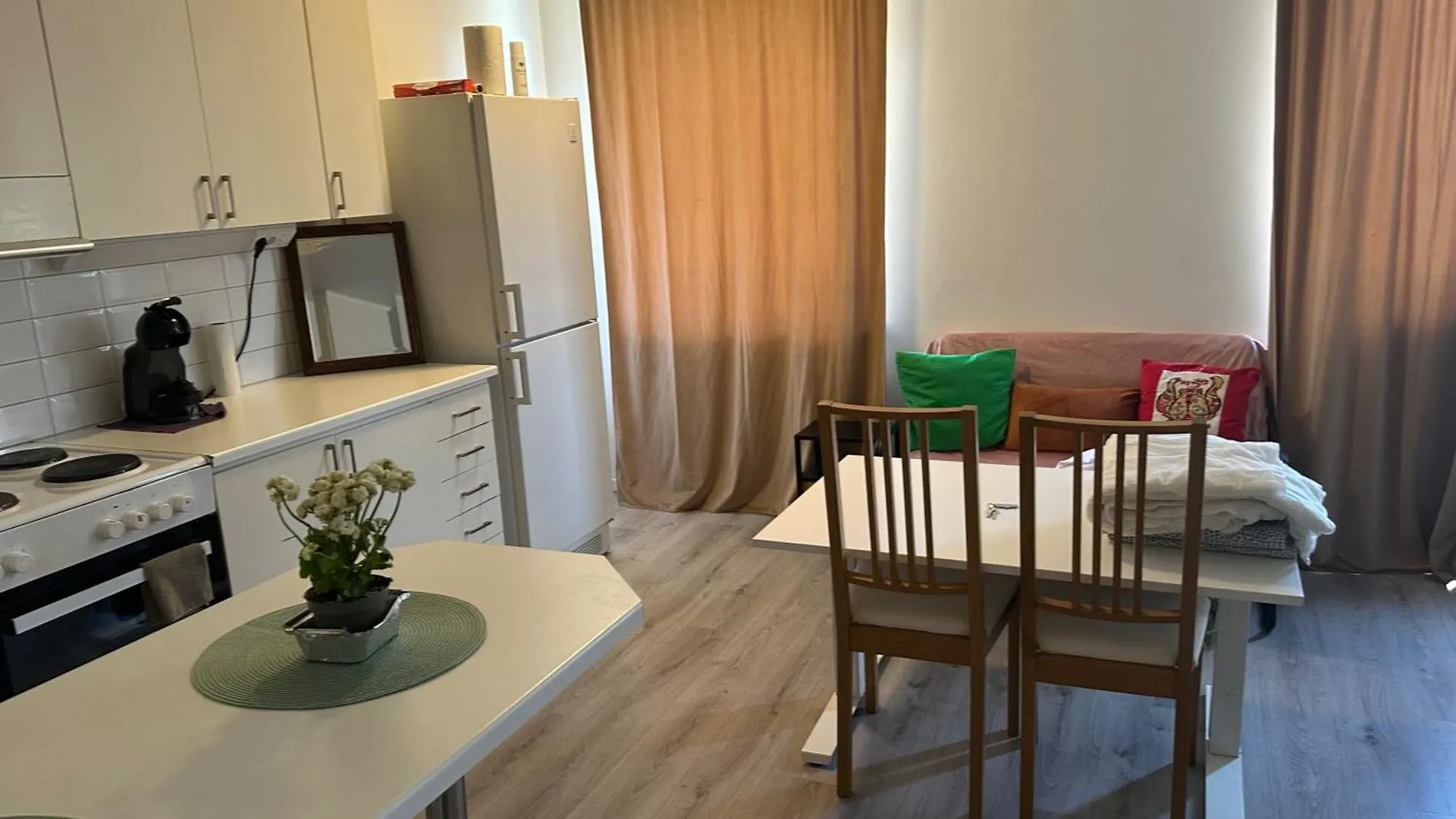 Apartment Studioapartment In Hasselby Stockholm
